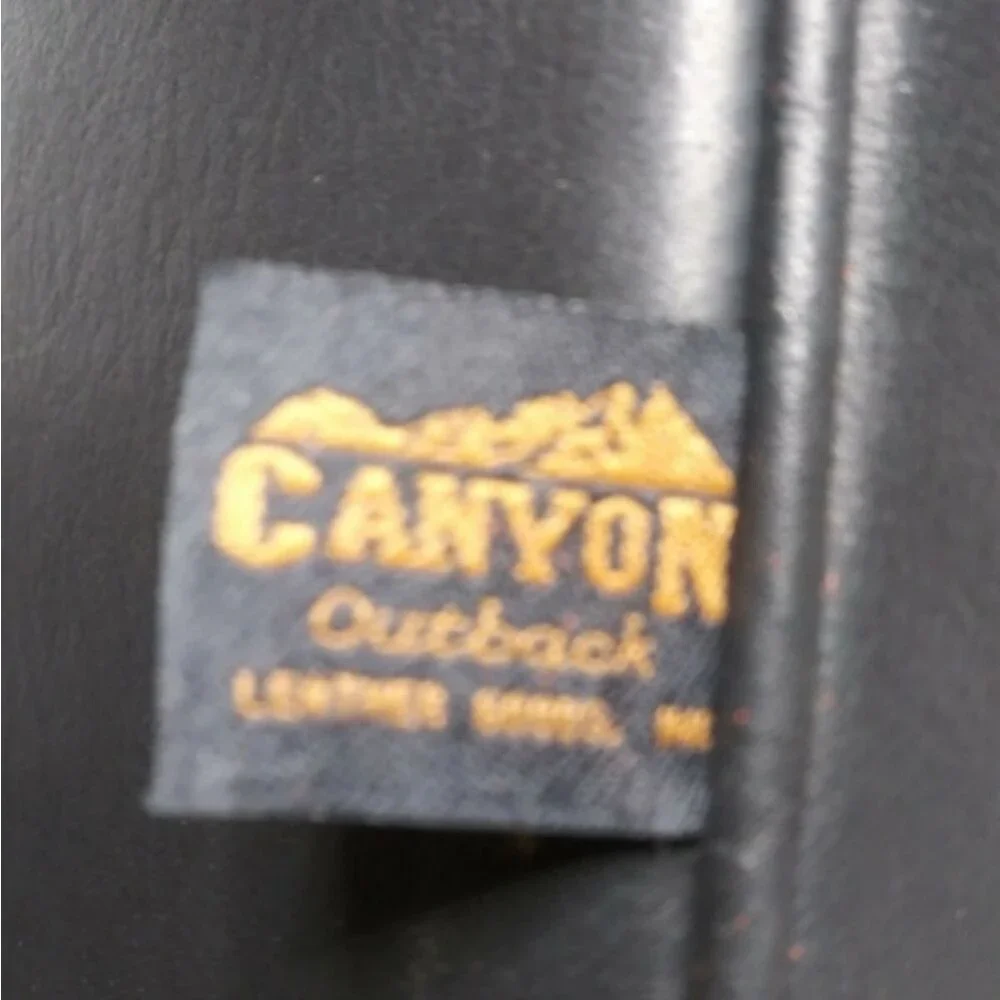Canyon Outback Leather Rolling Laptop Briefcase Carry On~Surgical Info Sys. Logo